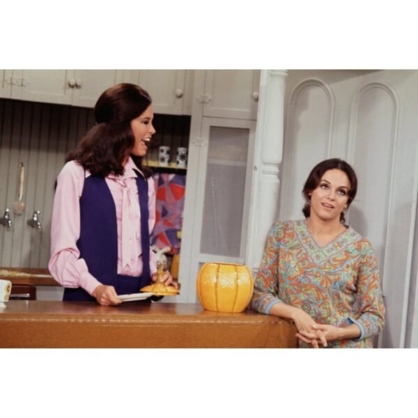 The Mary Tyler Moore Show Season 1-7 [DVD][22 Discs] (Comedy, Sitcom, Drama, American, Compatible with All DVD Players)